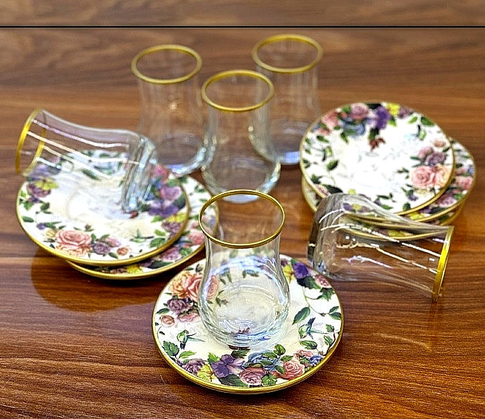 ست چایخوری 18 پارچه طرح Flores برند gönül وارداتی