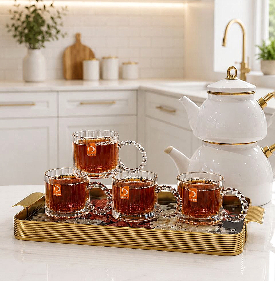 لیوان  دسته منجوقی لب طلا برند Deli Glass وارداتی
